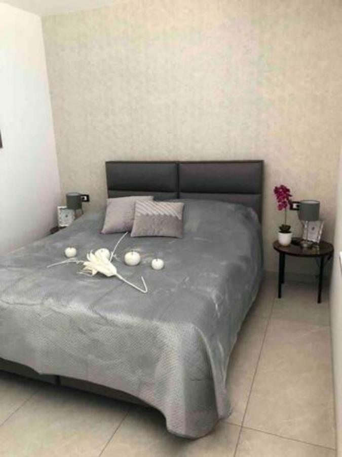 Villa Palma With Heated Private Pool Podhum Bagian luar foto